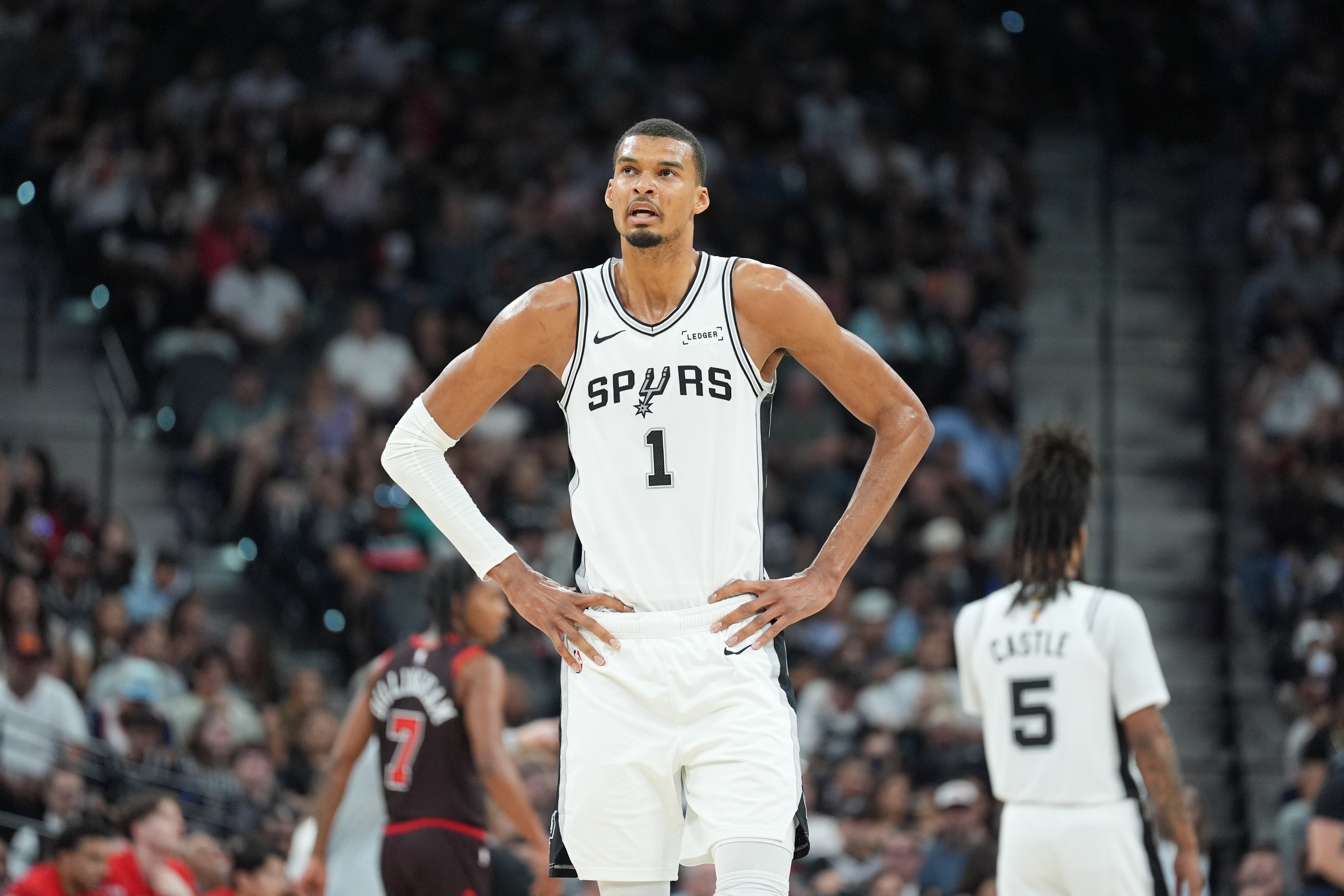 开云体育下载网页版-名记：文班亚马很在意获奖资格 这对马刺来说是一个优先事项